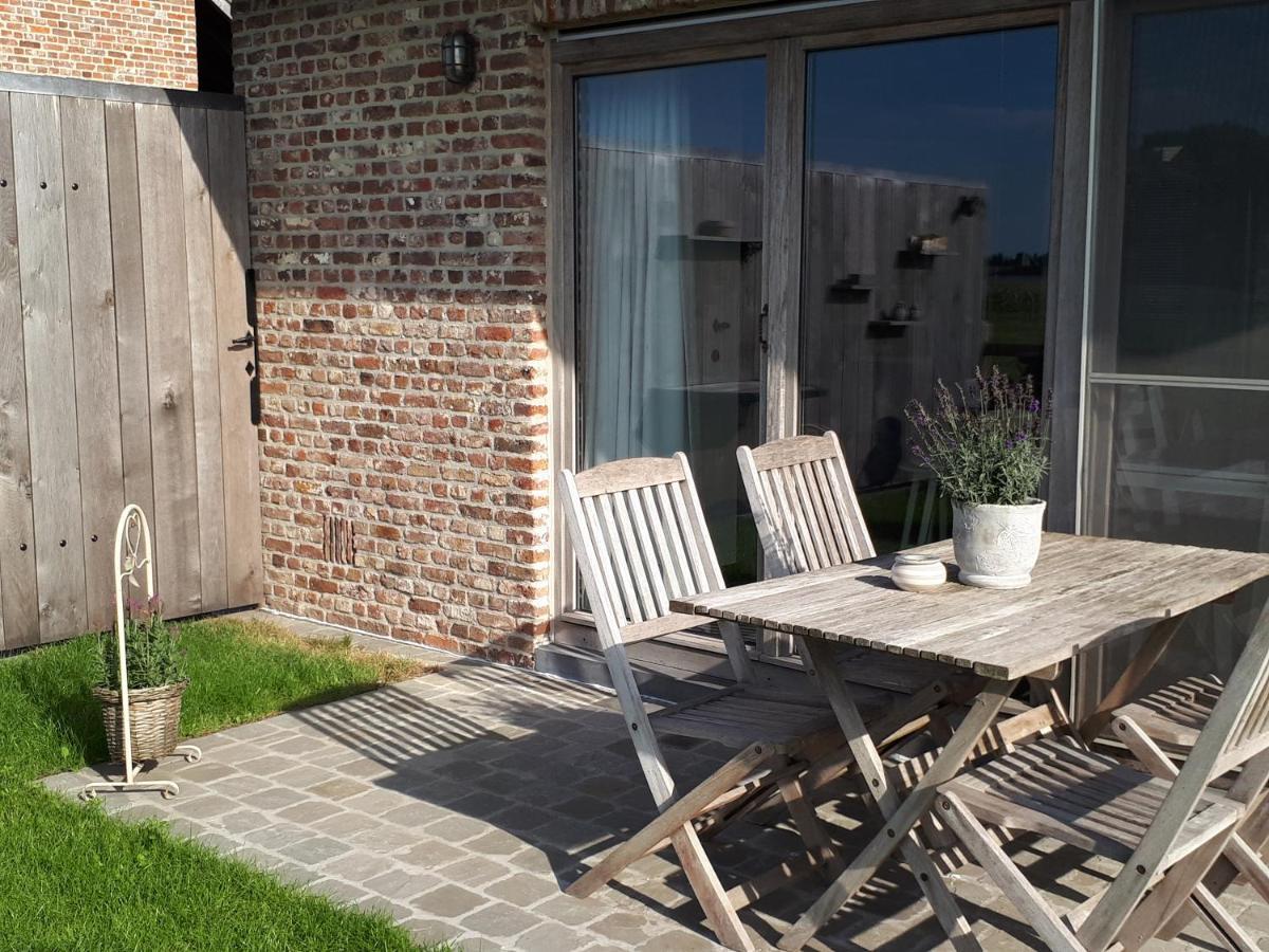 B&B 'T Hoveke Wingene Exterior photo